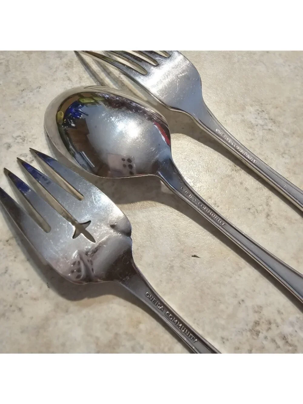 Oneida Fredericksburg Silverplate Set Salad Dinner Fork Soup Spoon 1968 vintage